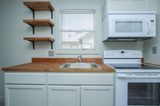 Building Photo - 505 E 32nd St