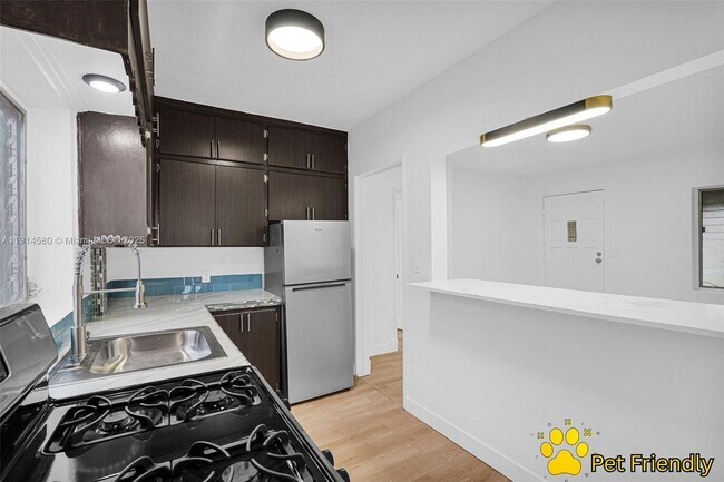 Foto del edificio - 12287 NE 7th Ave