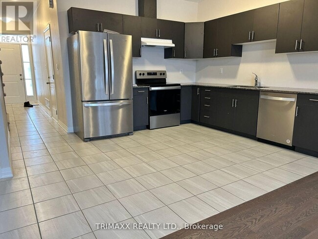 Building Photo - 52 Middleton St