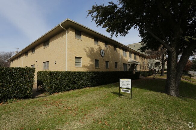 McKinney Arms Apartaments - McKinney Arms Apartments