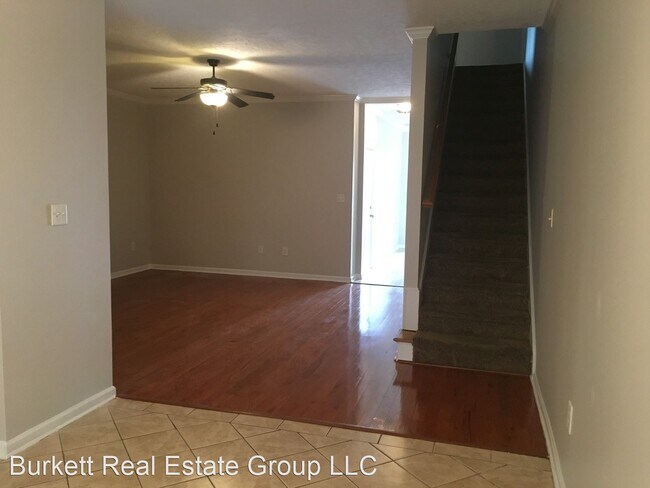Building Photo - 3 br, 2.5 bath House - 2206 River Park