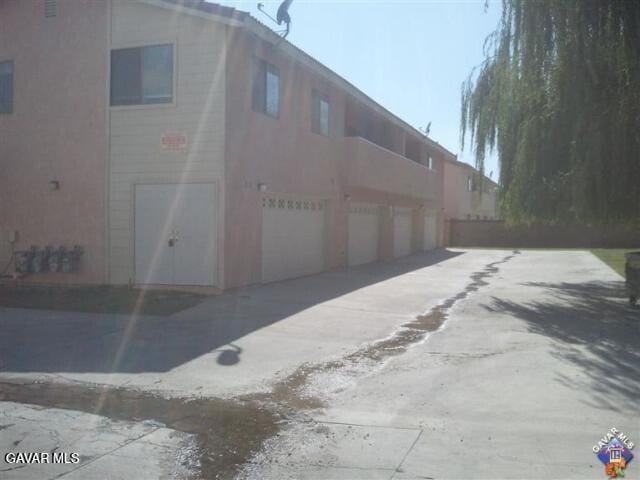 Building Photo - 1827 E Ave. J