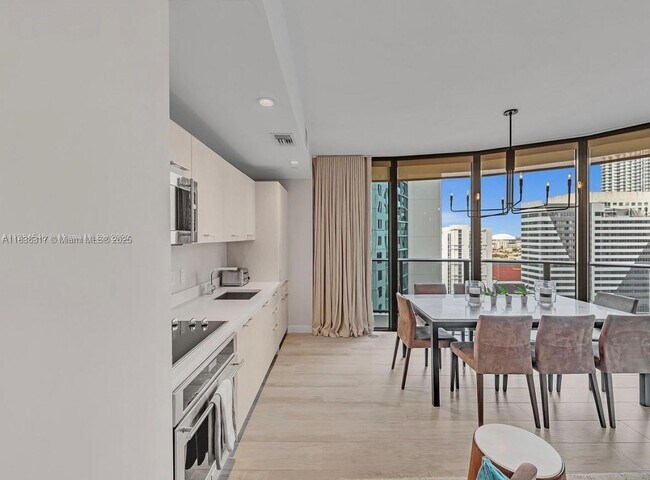 Foto del edificio - 55 SW 9th St