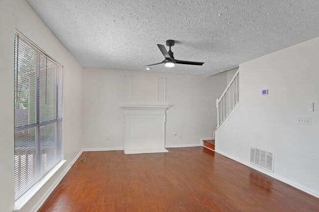 Building Photo - 5022 Windsor Downs Dr