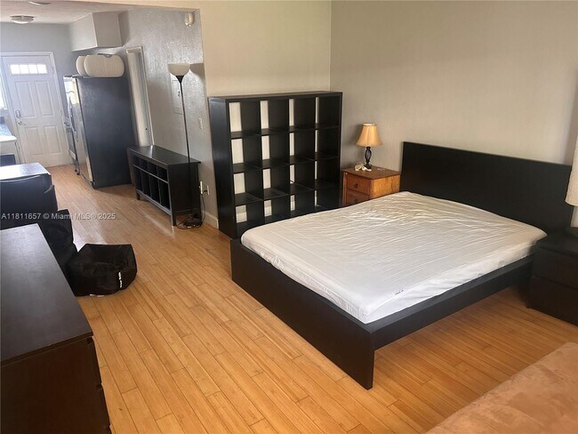 Foto del edificio - 8080 Tatum Waterway Dr