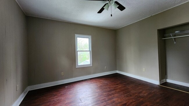 Building Photo - Four bedroom house for rent
