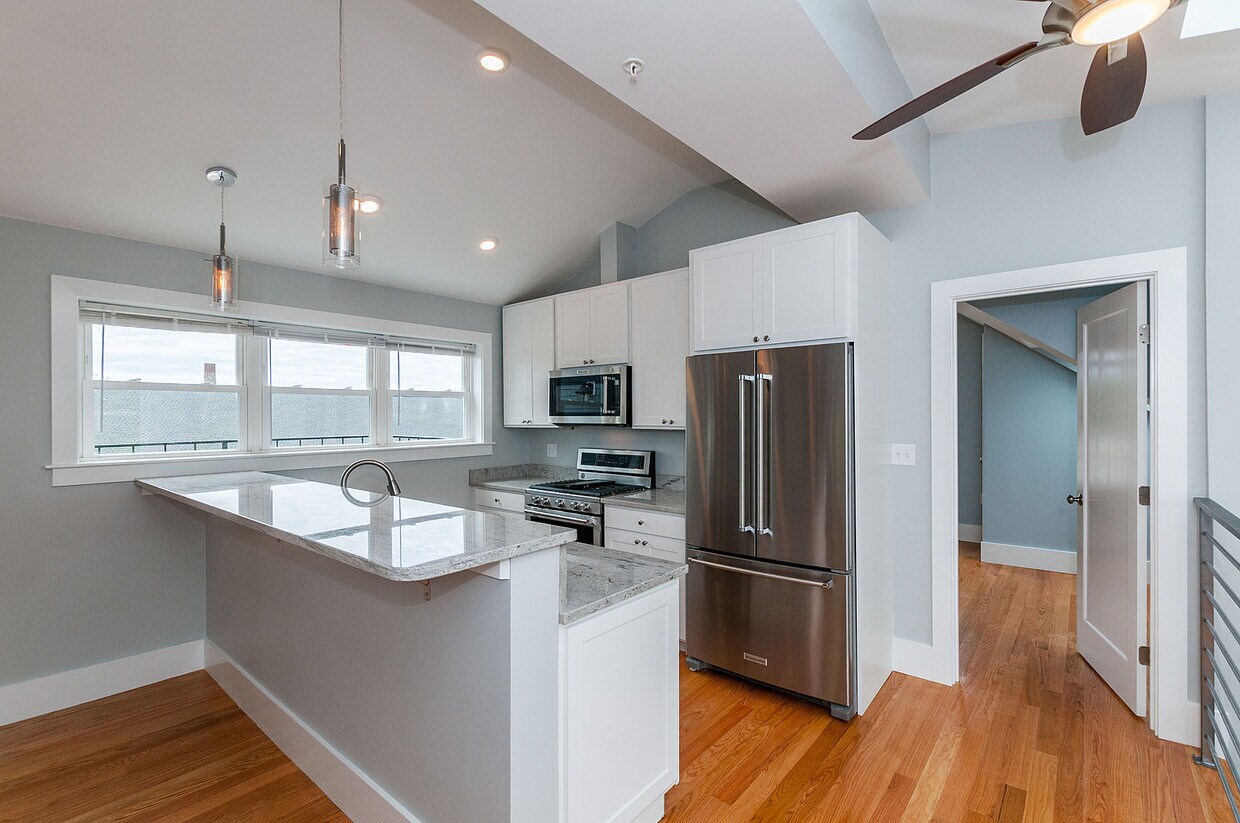 Foto principal - 29 Brookside Ave
