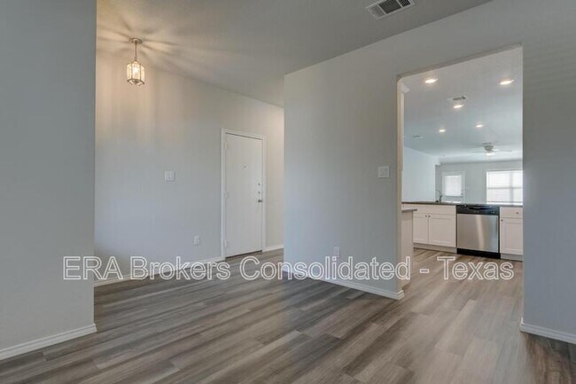 Foto del edificio - 242 Holland Pk