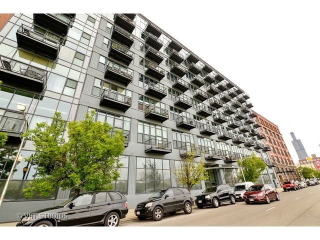 west loop condo - 1224 W Van Buren St