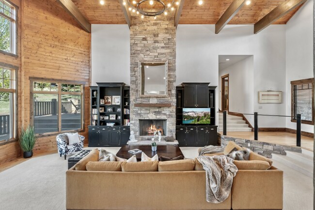 Building Photo - 2052 Saddlehorn Dr
