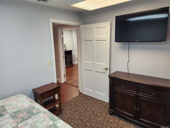 Foto del edificio - 3418 Oceanside Rd