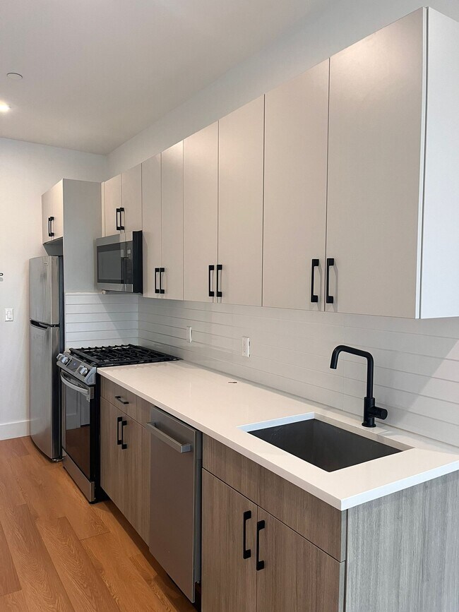 Foto del edificio - 543 Martin Luther King Jr Dr