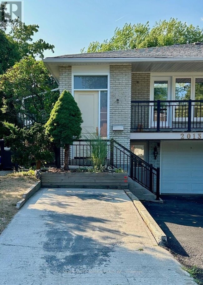 Building Photo - 2013 Carrera Ln