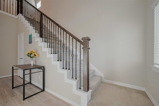 Building Photo - 7809 Axis Rdg Dr