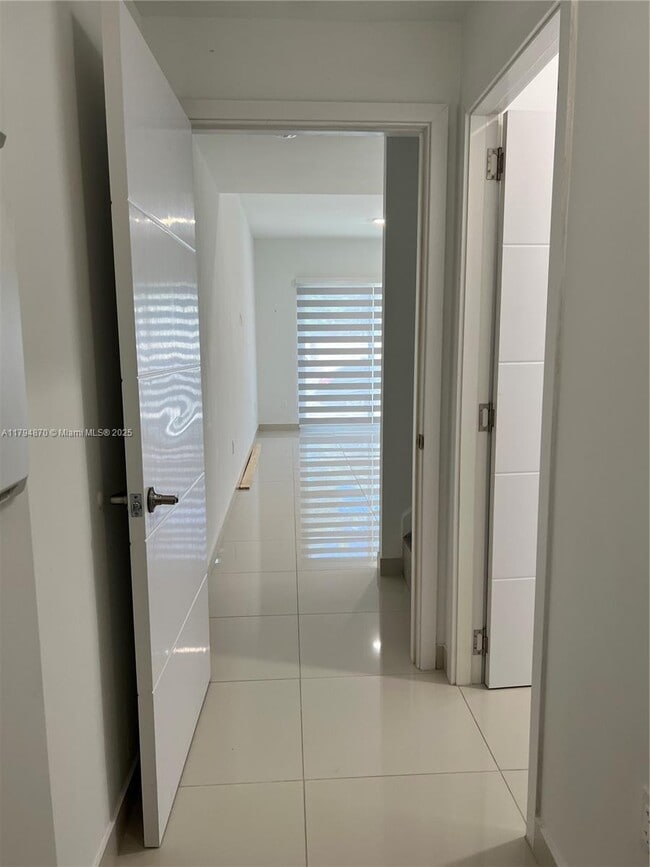 Foto del edificio - 13944 SW 259th Way