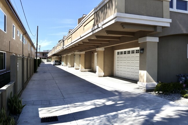 Photo - 20615 Amie Ave Townhome