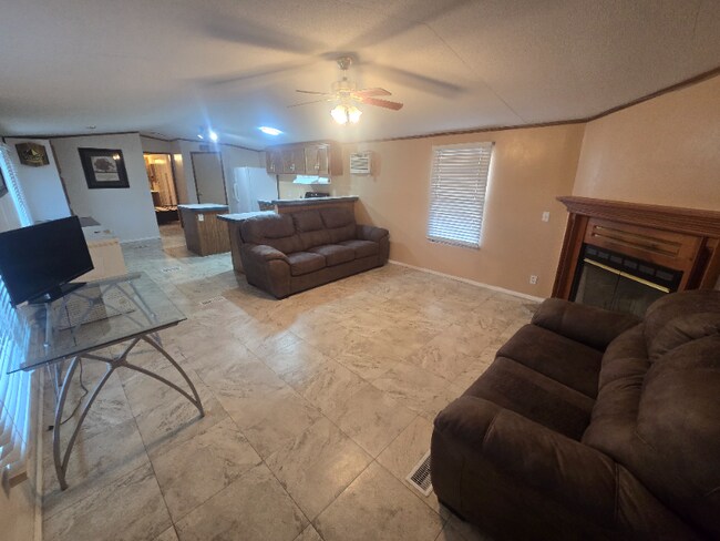 Foto del edificio - 7871 S Pistol Hill Rd