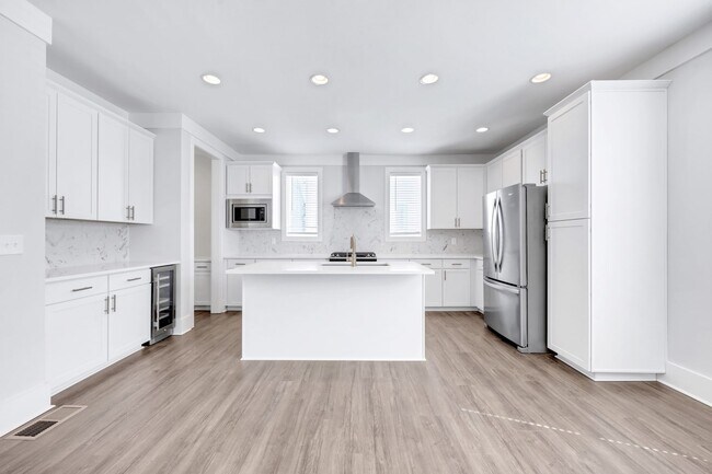 Foto del edificio - 232 Founders Ln