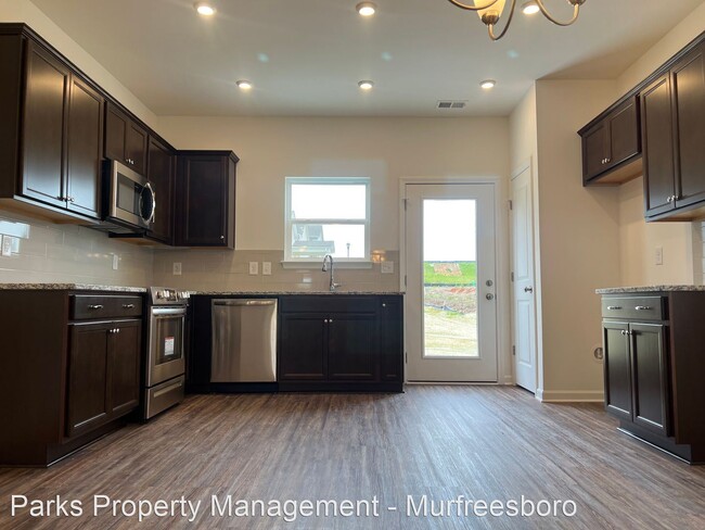 Building Photo - 3 br, 2 bath House - 803 Grand Station Blvd