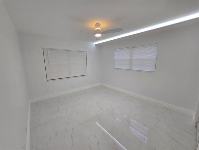Foto del edificio - 350 Brighton I