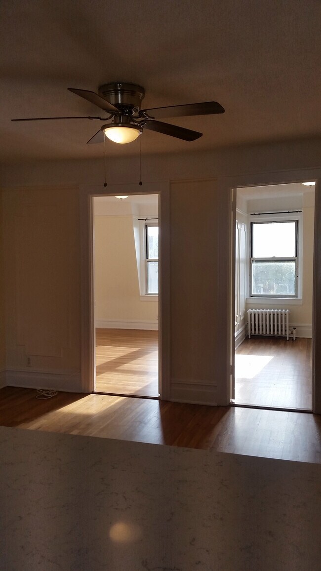 Foto del edificio - 3234 47th St