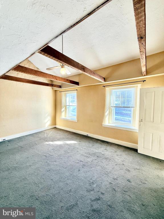 Building Photo - 149 Main St