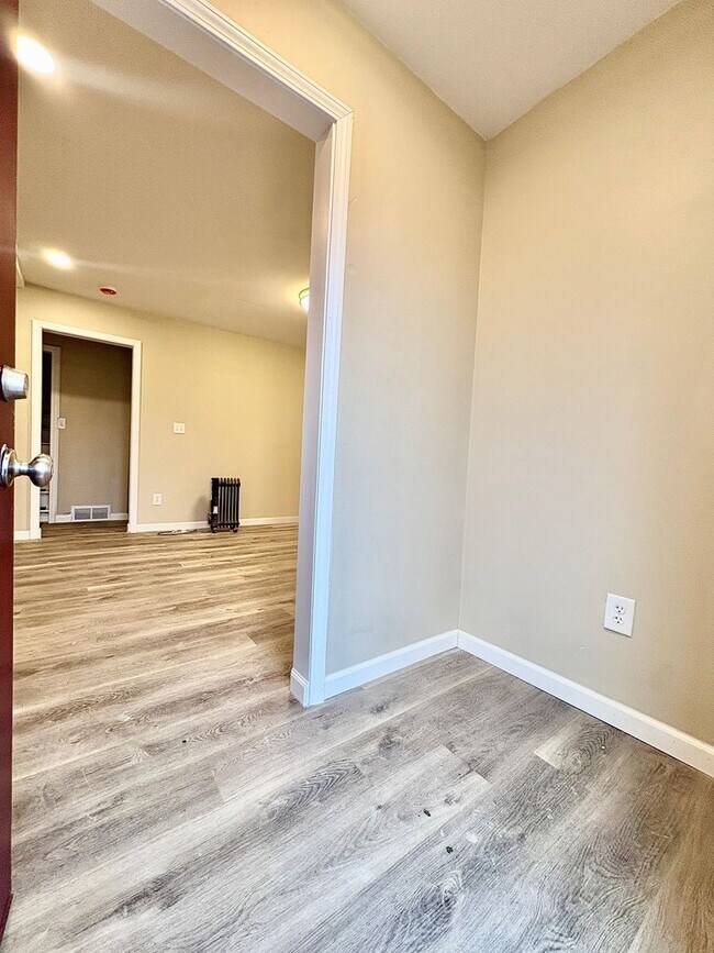 Foto del edificio - Updated South Bend Gem!