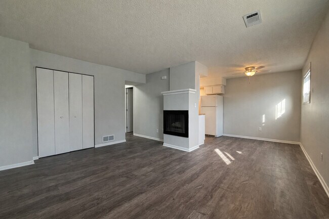 Foto del edificio - 2501 E 50th St