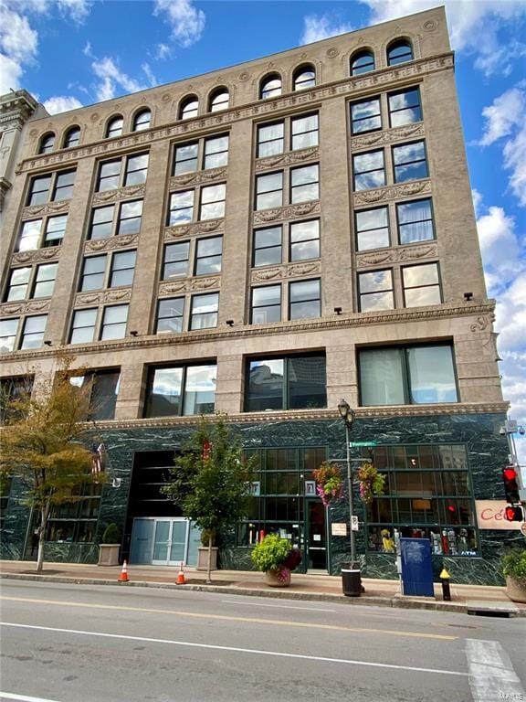 Building Photo - 901 Washington Ave