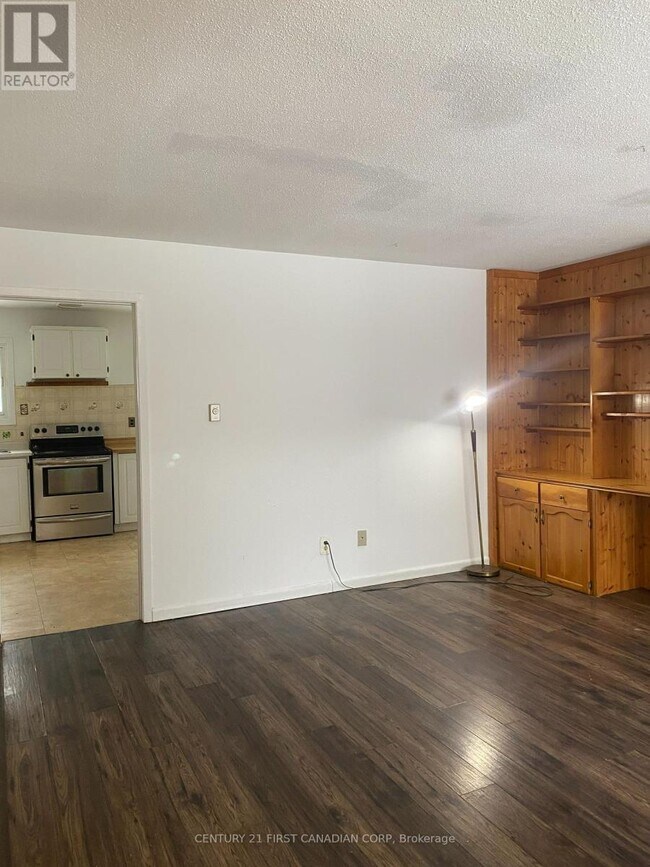 Building Photo - 1775 Culver Dr