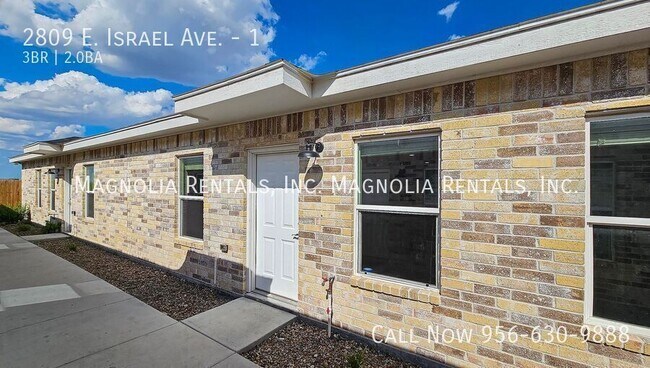 Foto del edificio - 2809 E Israel Ave