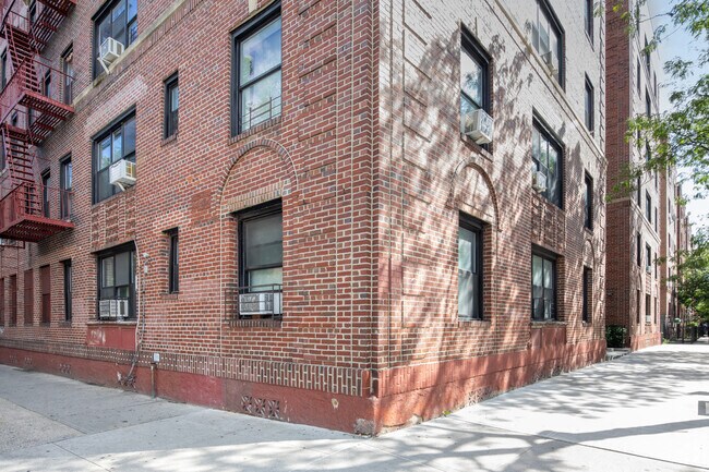 Building Photo - 35-05 94th St