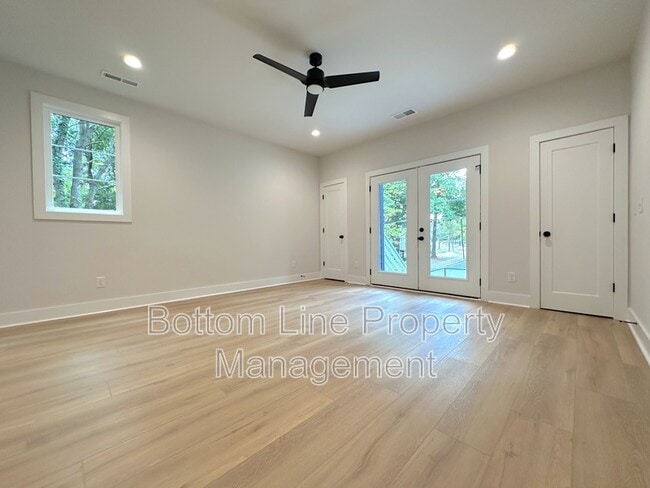 Photo - 1352 Briar Creek Rd Townhome