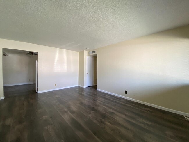 Foto del edificio - 2609 W Griffith Way