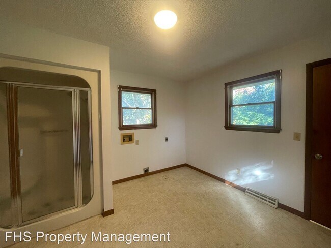 Foto del edificio - 3 br, 2 bath House - 1157 E Rosebrier
