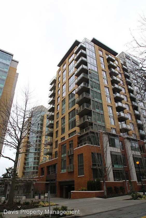 Foto principal - 910 Lenora St