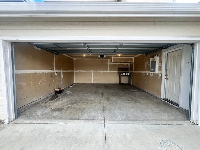 Foto del edificio - Beautiful 3-Bedroom Home for Rent – Prime ...