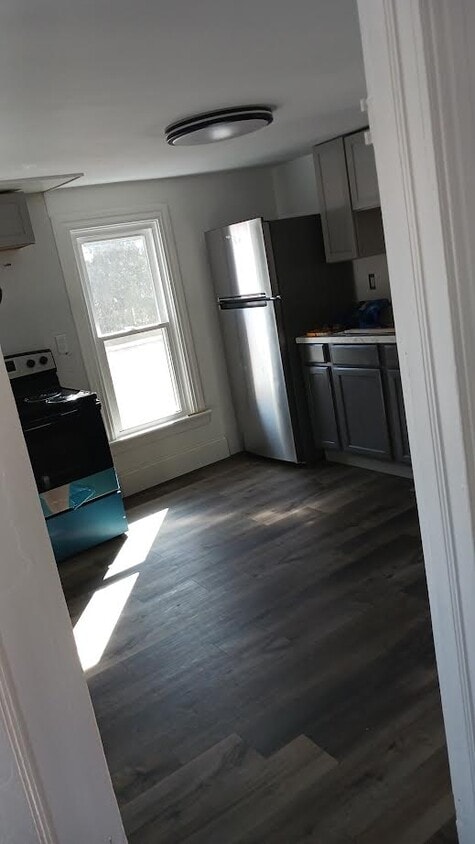 Foto del edificio - 86 N Blettner Ave