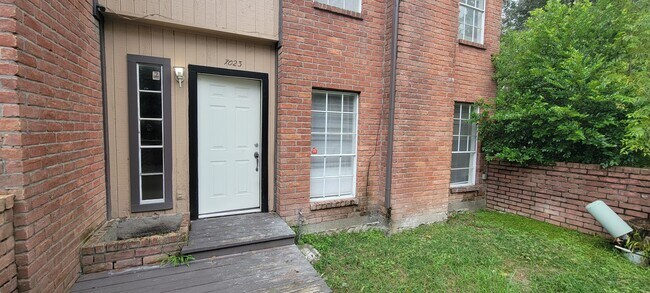 Foto del edificio - 7023 Alabonson Rd