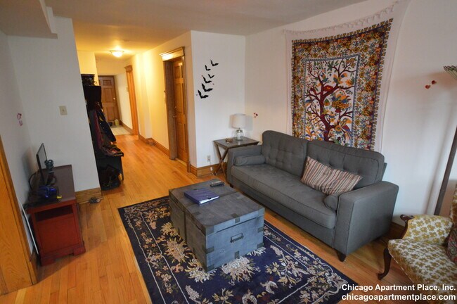 Foto del edificio - 854 W Waveland Ave