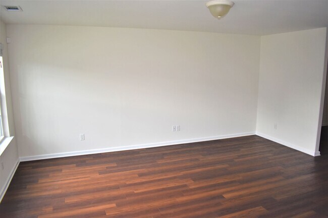 Foto del edificio - 4 BC