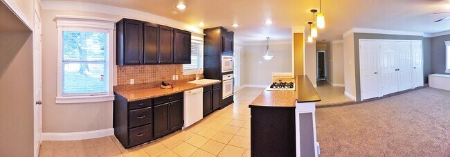 Foto del edificio - 2613 Kingston St