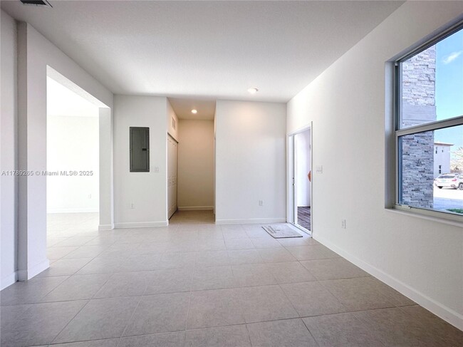 Building Photo - 12322 NW 23rd Ct