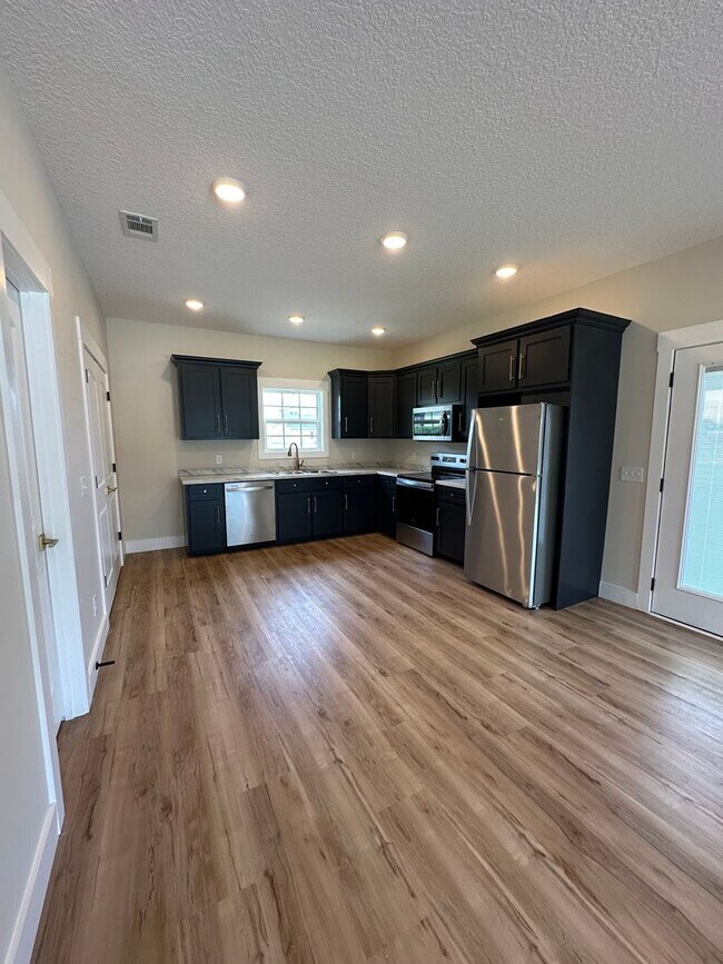 Foto del edificio - 3 Bed 2 Bath House