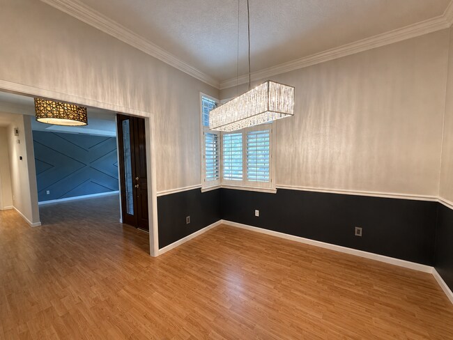 Foto del edificio - 8036 Glenbar Way
