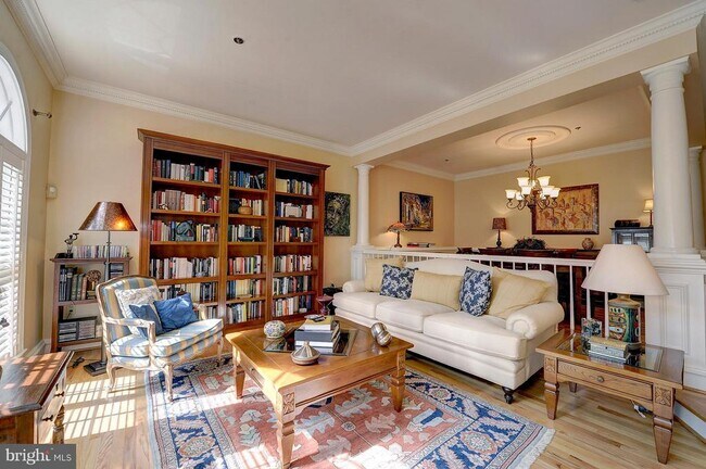 Foto del edificio - 9723 Whitley Park Pl