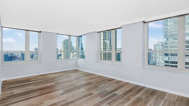 Foto del edificio - 345 N La Salle Dr