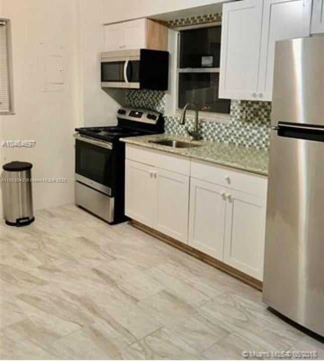 Foto del edificio - 36 NE 64th Terrace