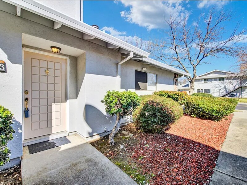Foto principal - 107 Del Rio Cir