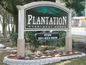 Building Photo - Plantation Apartments